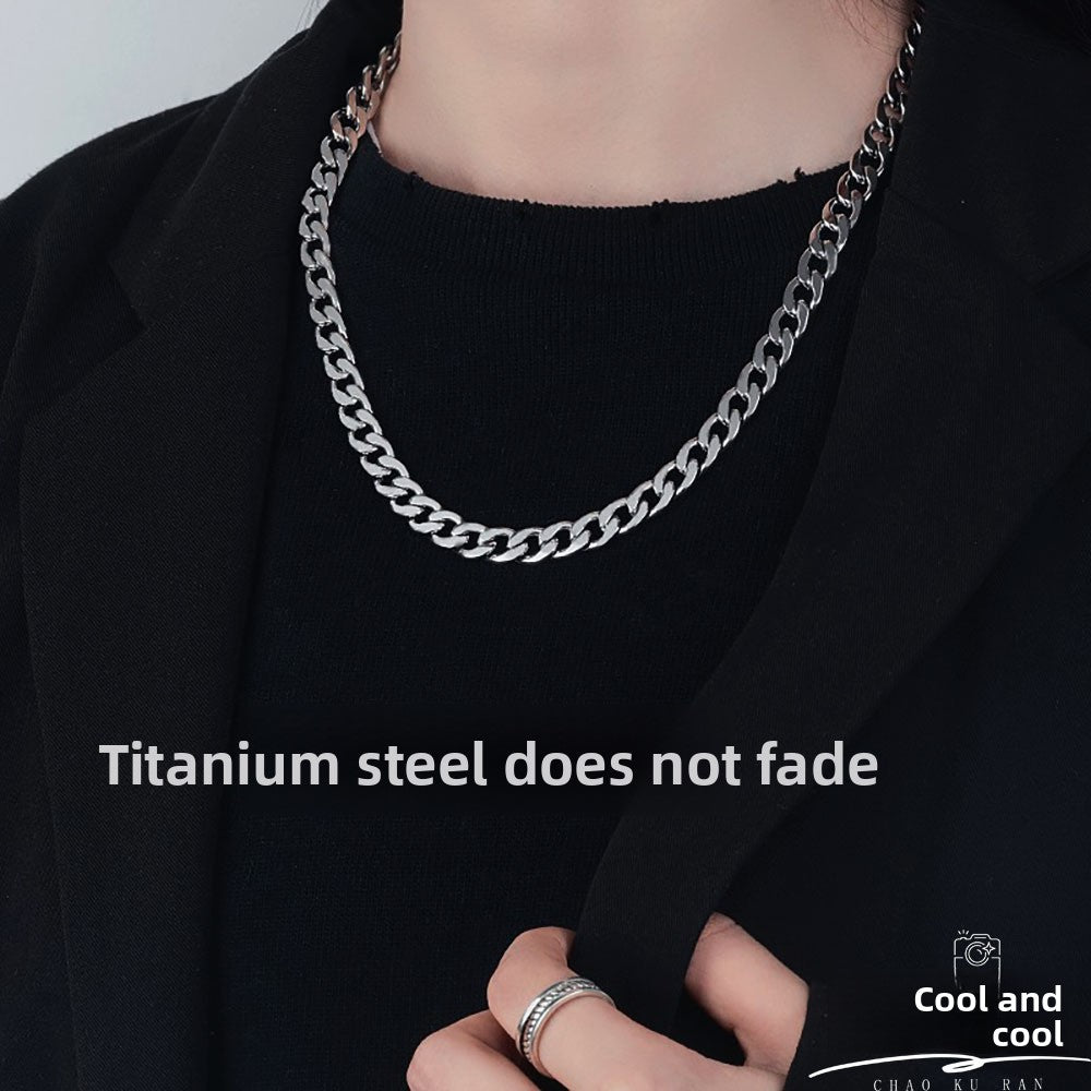 Trendy cool necklace