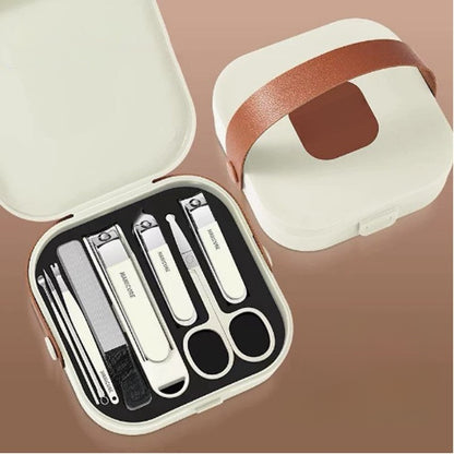 Nail clipper set