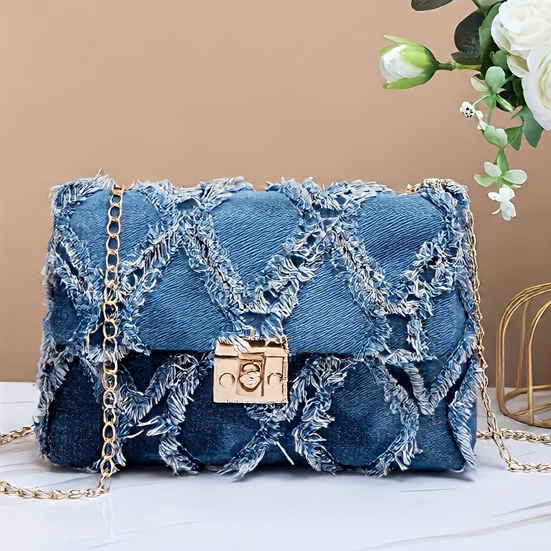Chain Strap Shoulder Bag